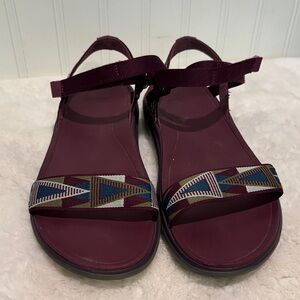 Teva Women’s Terra Float Nova Sandal Size 8